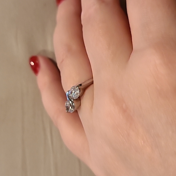 Cubic zirconia double stone stainless steel ring - Picture 3 of 8